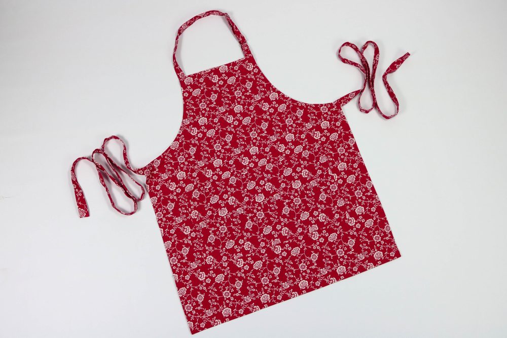 Red Floral Apron - Image 3